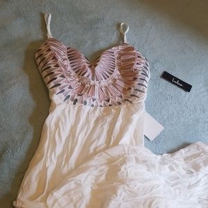 Embroidery Bodice White Maxi Dress